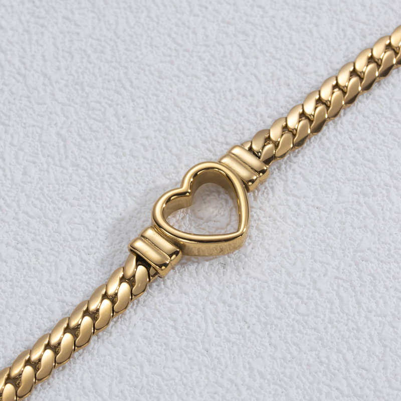 Hollow Heart Gold Bracelet - Open Heart Bracelet
