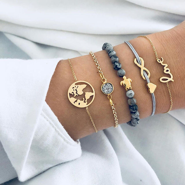 Alora – elegant set of lime bracelets