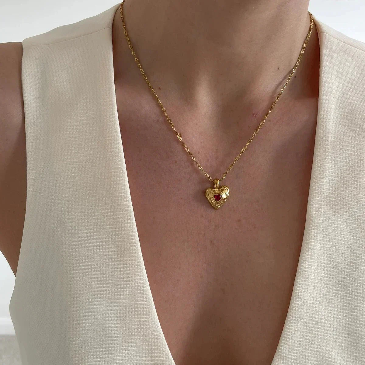 Vesper - Red Heart Necklace in Gold