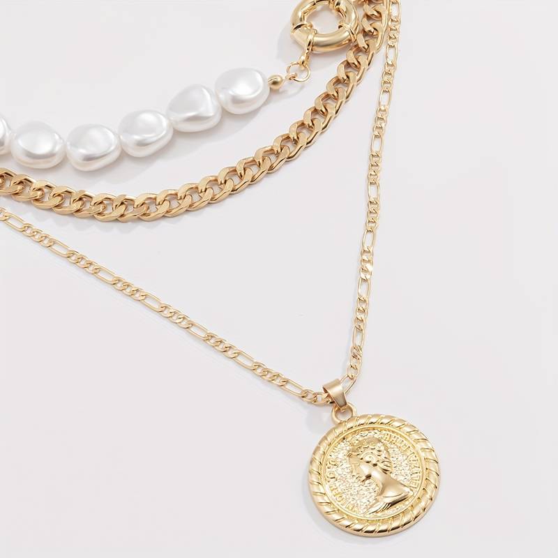 Pearl necklace and vintage pendant - 3pcs pendants and pearl necklace