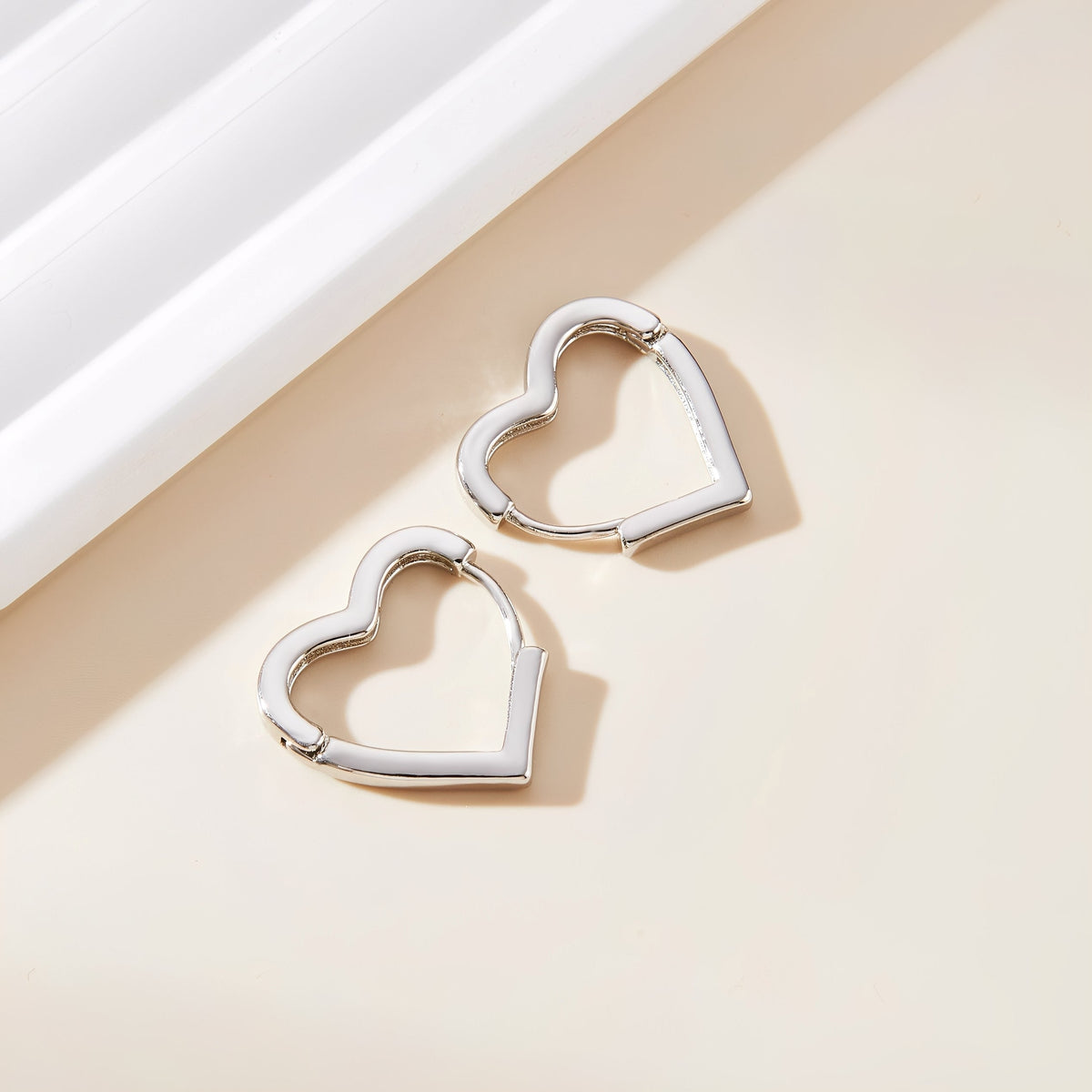 Lena – Gold Heart-Shaped Earrings (pair)