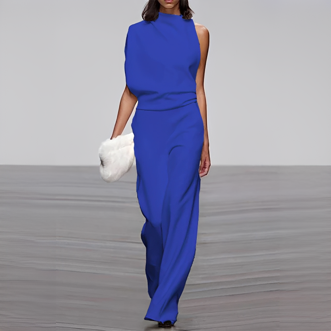 Noviem - Chic women's jumpsuit with round neckline