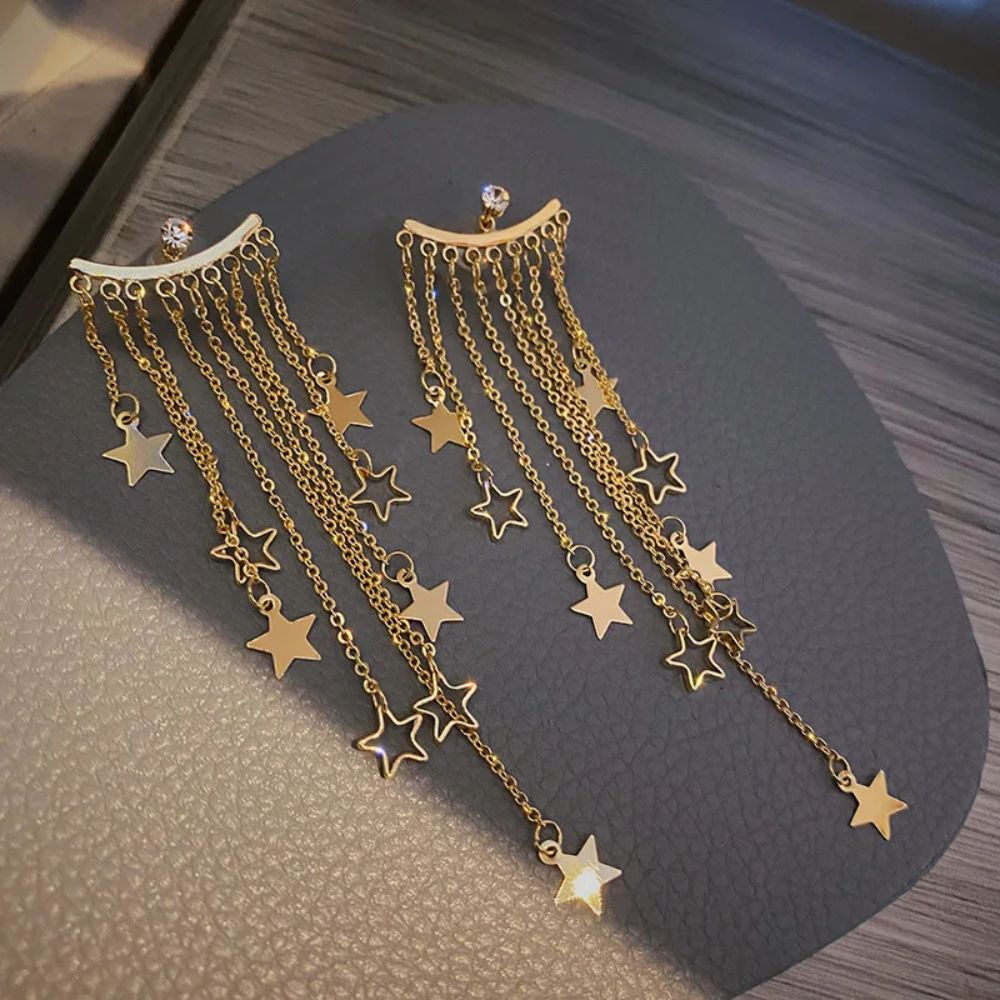 Valerie – Hanging star earrings with fringes