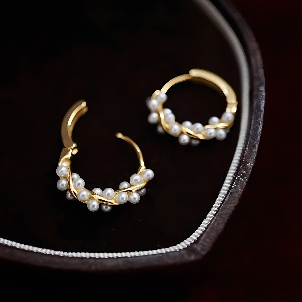 Ellie – Woven Pearl Earrings