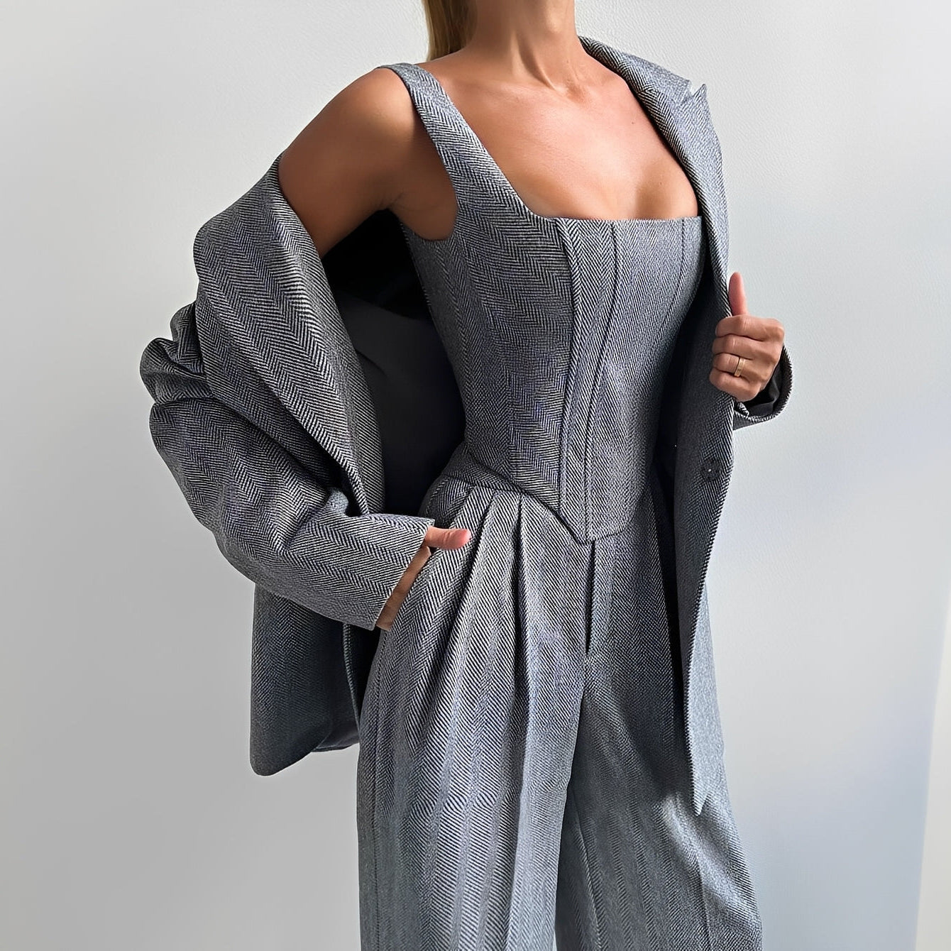 Madeline - Elegant three-piece blazer set for women