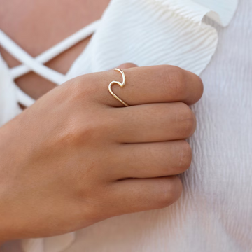 Sea Wave Minimalist Ring - Silver Wave Shaped Ring