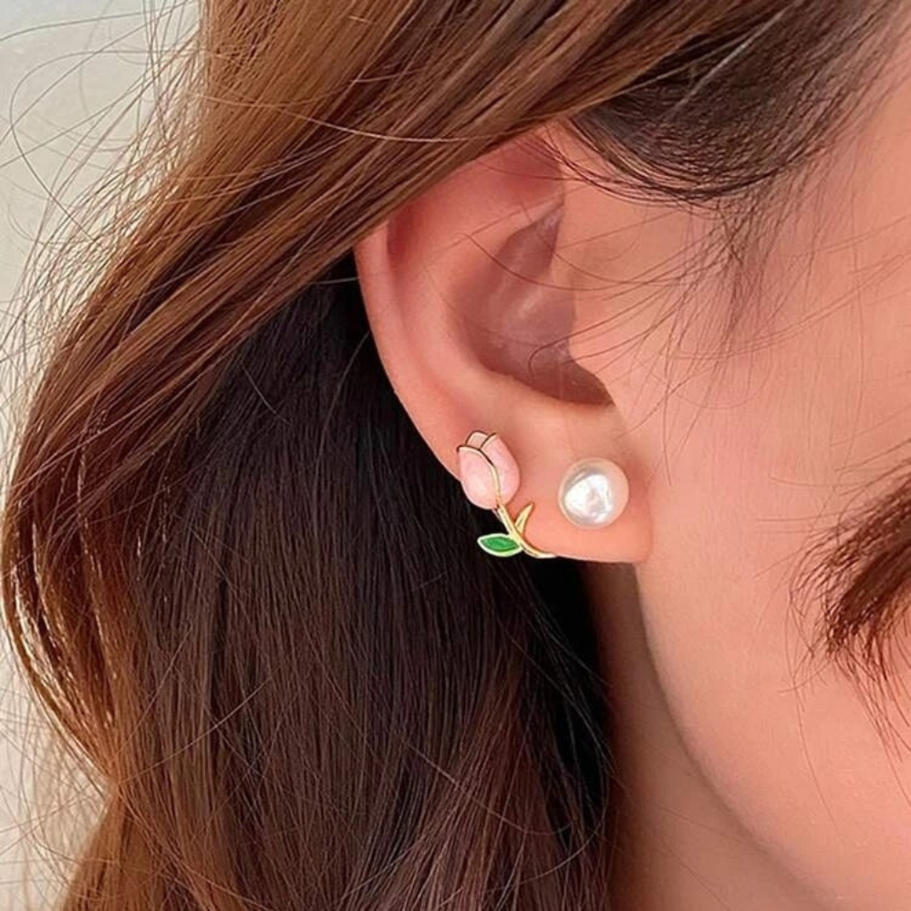 Tulip Pearl Earrings - Violet Flower Pearl Earrings