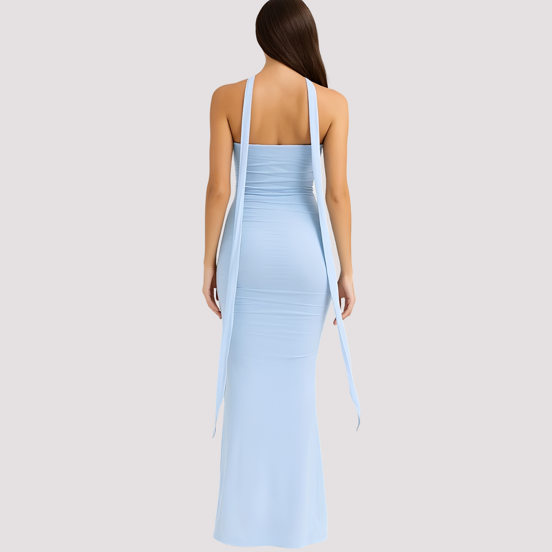 Antonia - Sophisticated Form-Fitting Choker Dress