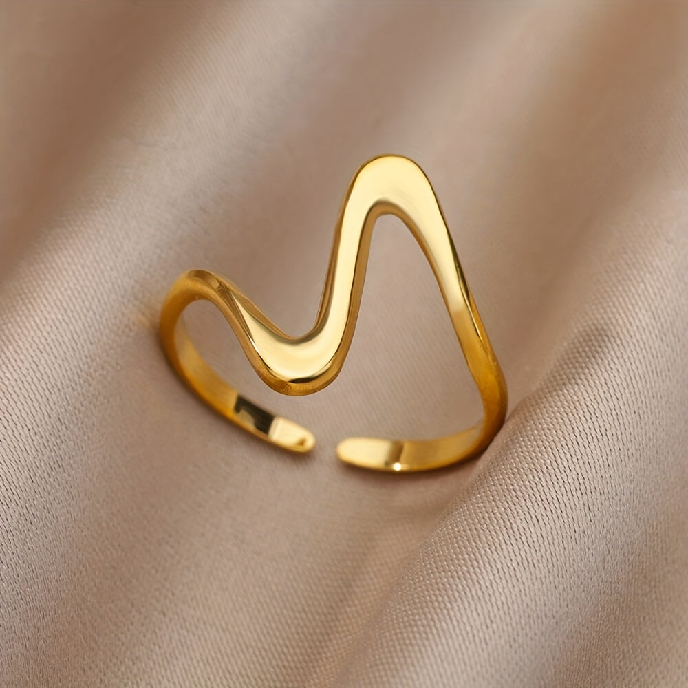 Rea – Adjustable Manchera Ring in Modern Style