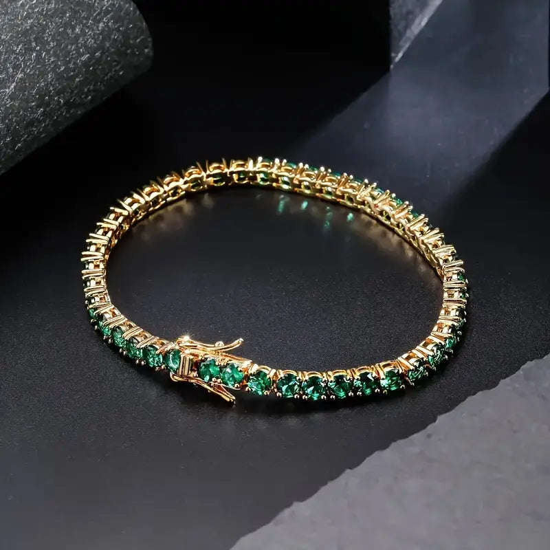 Aliona – Elegant Virelli Golden Bracelet