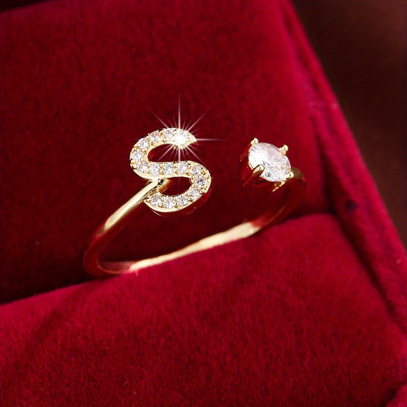 Nova – Modern open ring with initial
