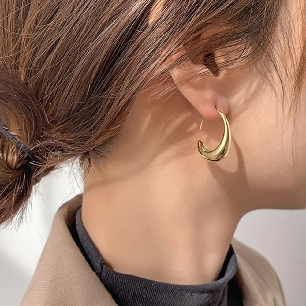 Zeinab – Gold Hoop Earrings