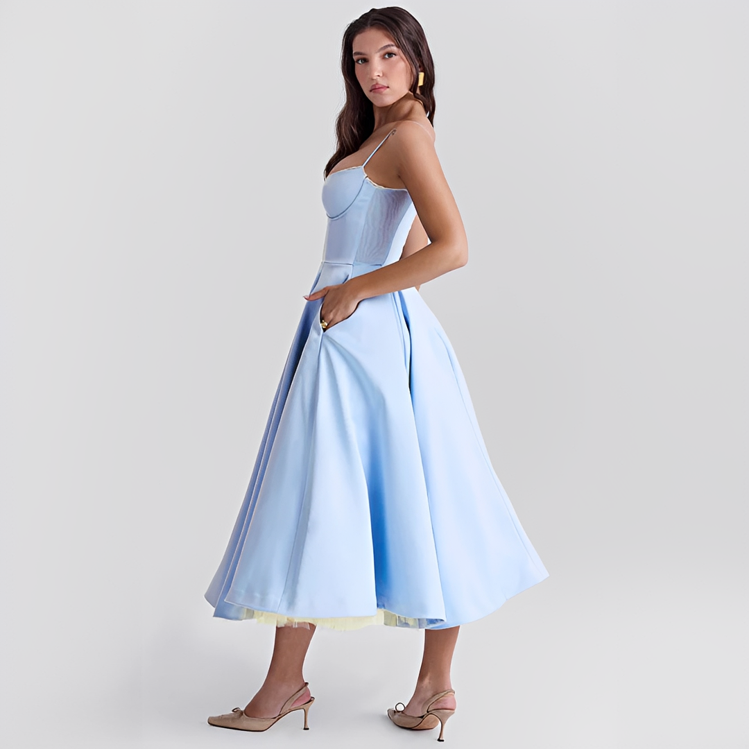 Zendaya - Elegant Double Layer Dress