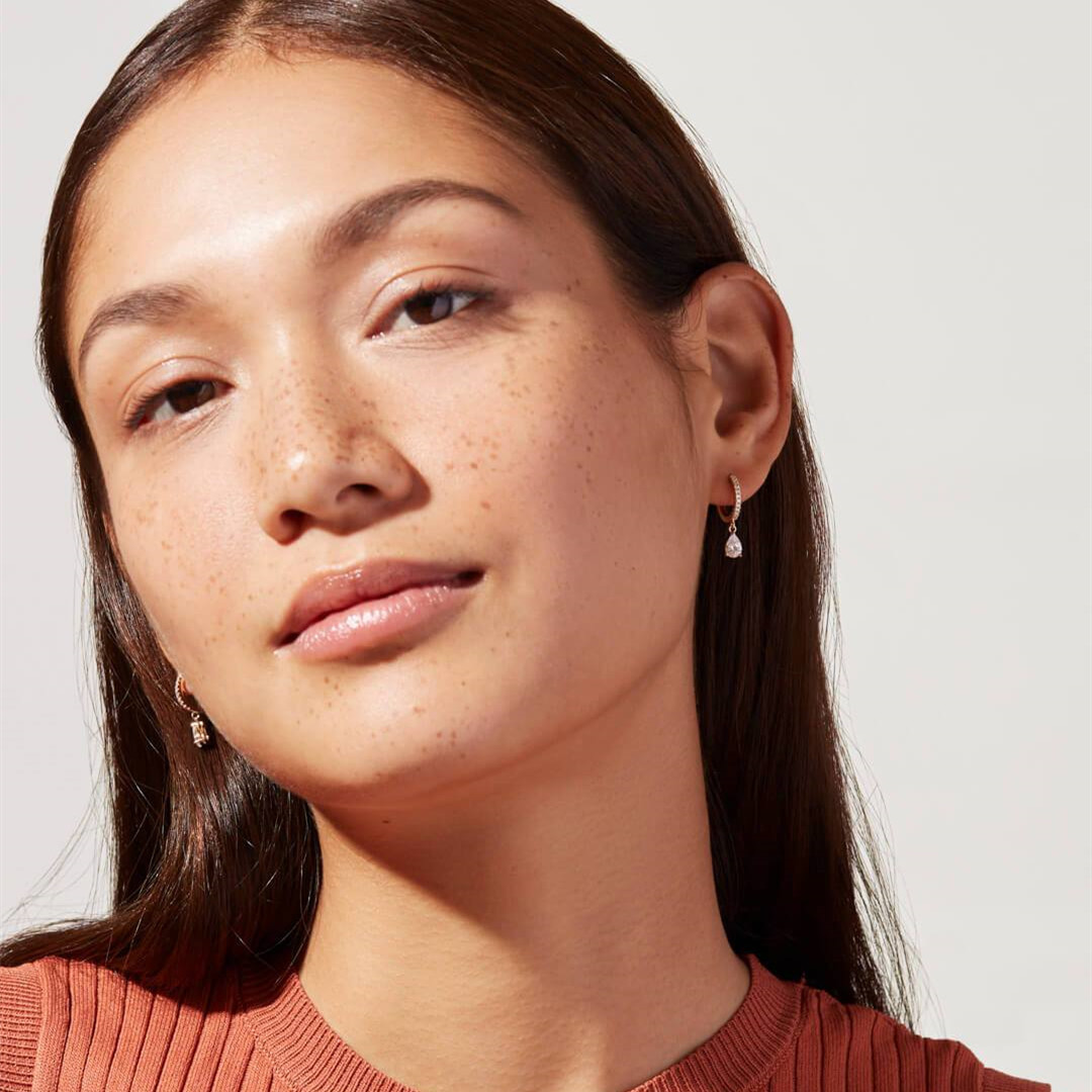 Brilliant drop earrings - Delicate huggies