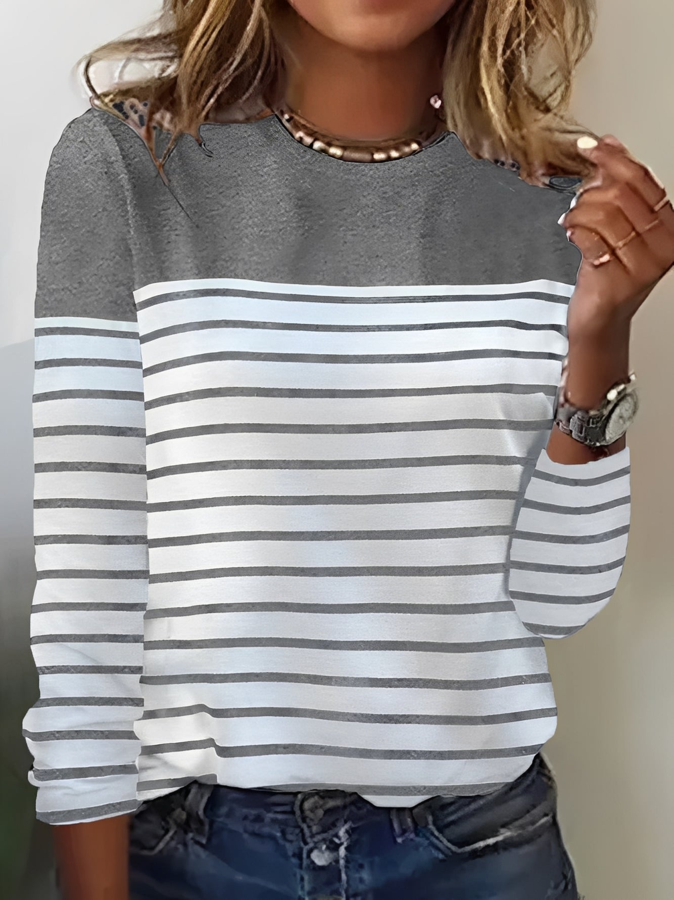 Samantha - Long-sleeved Shirt Women - Stylish and Casual