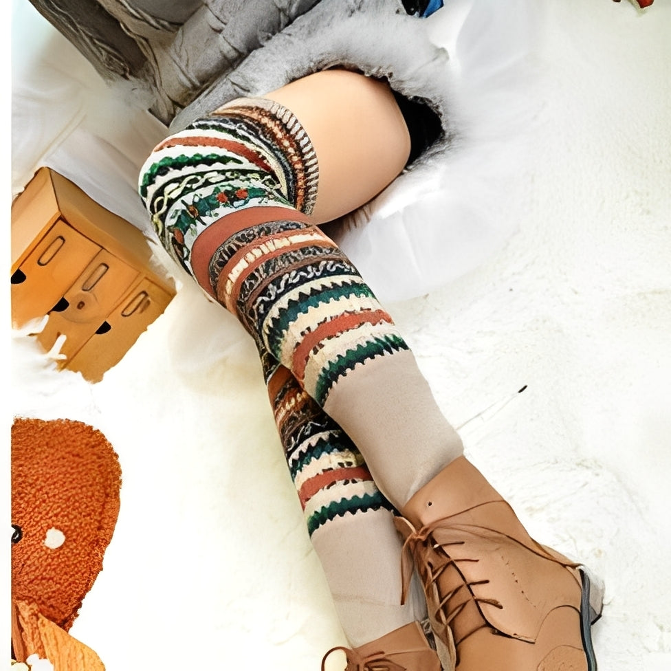 Suzanna - Stylish and warm socks