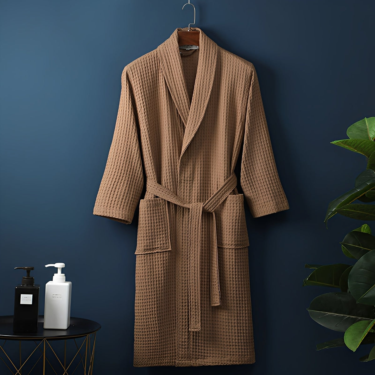 Dunstan - Free male bathrobe for daily relaxation