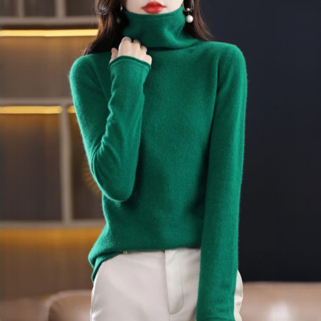 Akainu - Comfortable turtleneck sweater