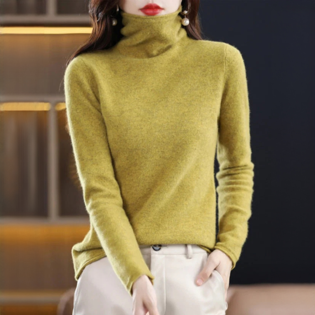 Akainu - Comfortable turtleneck sweater