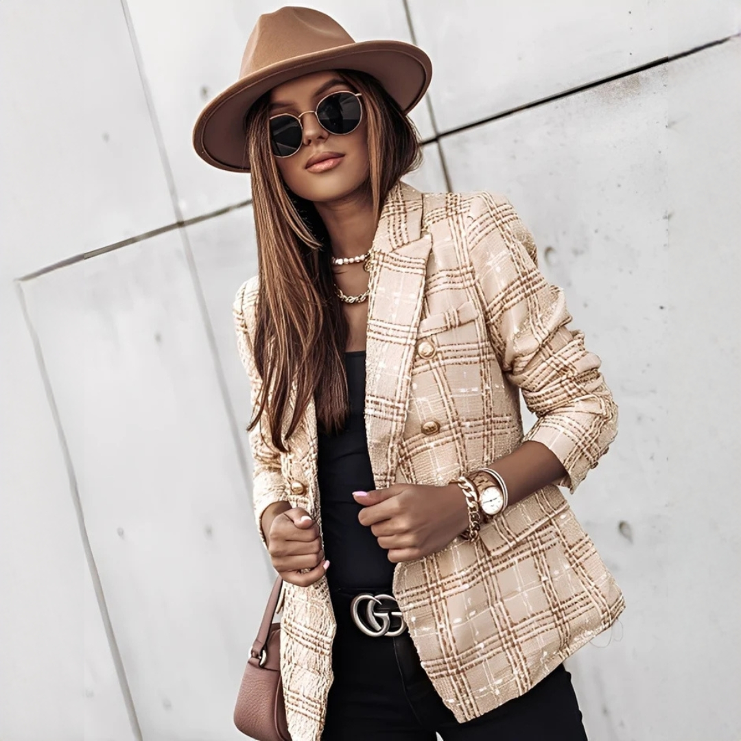 Cheri - Fashionable and chic blazer
