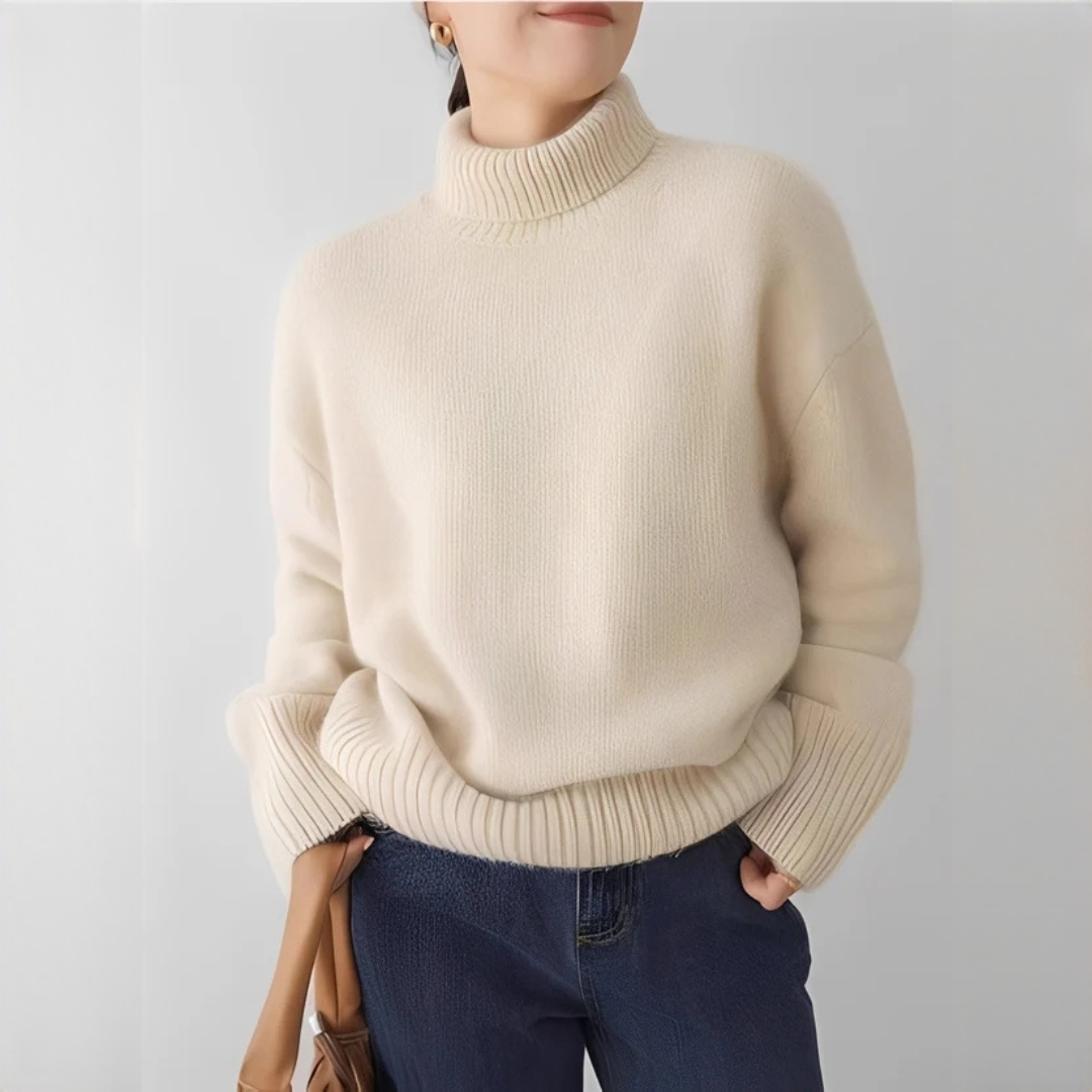 Adrienne - Stylish and warm turtleneck sweater