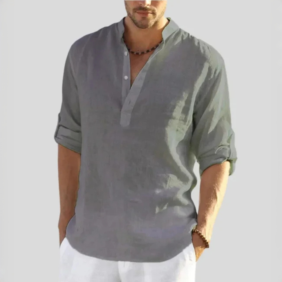 John - Casual V-neck shirt