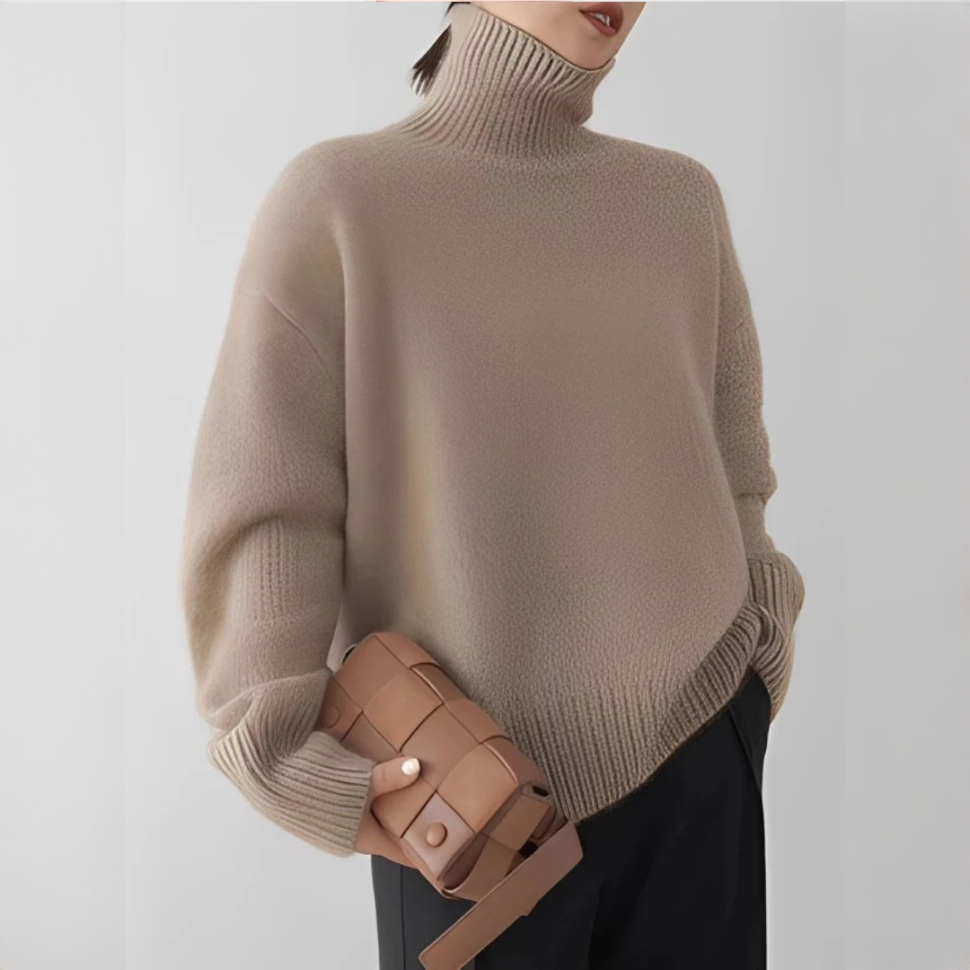 Adrienne - Stylish and warm turtleneck sweater