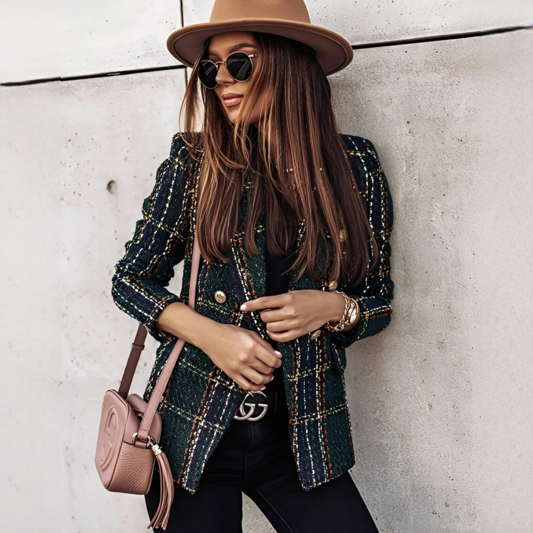 Cheri - Fashionable and chic blazer