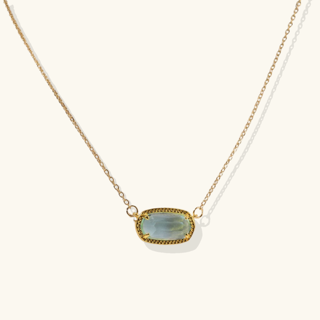 Viya – Elegant chain with symbolic detail