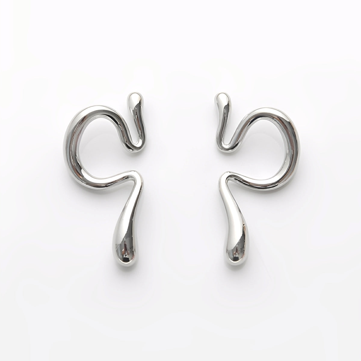 Mariz – Elegant Ear Cuff