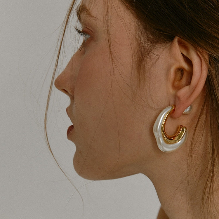 Yoona – Pearl Earrings