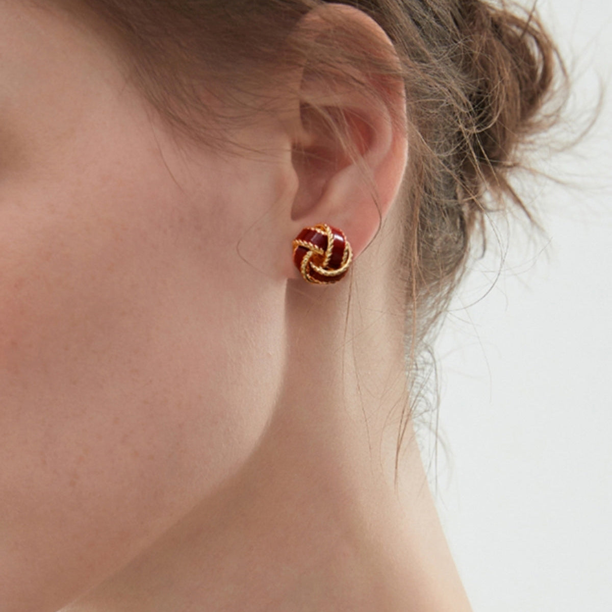 Lara – vintage enamel hoop earrings