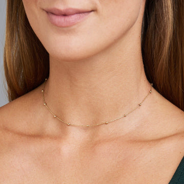 Pearl necklace with inlays - Necklace with round pearls