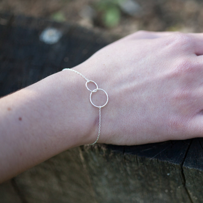 Intertwined Ring Bracelet - Intertwined Rings
