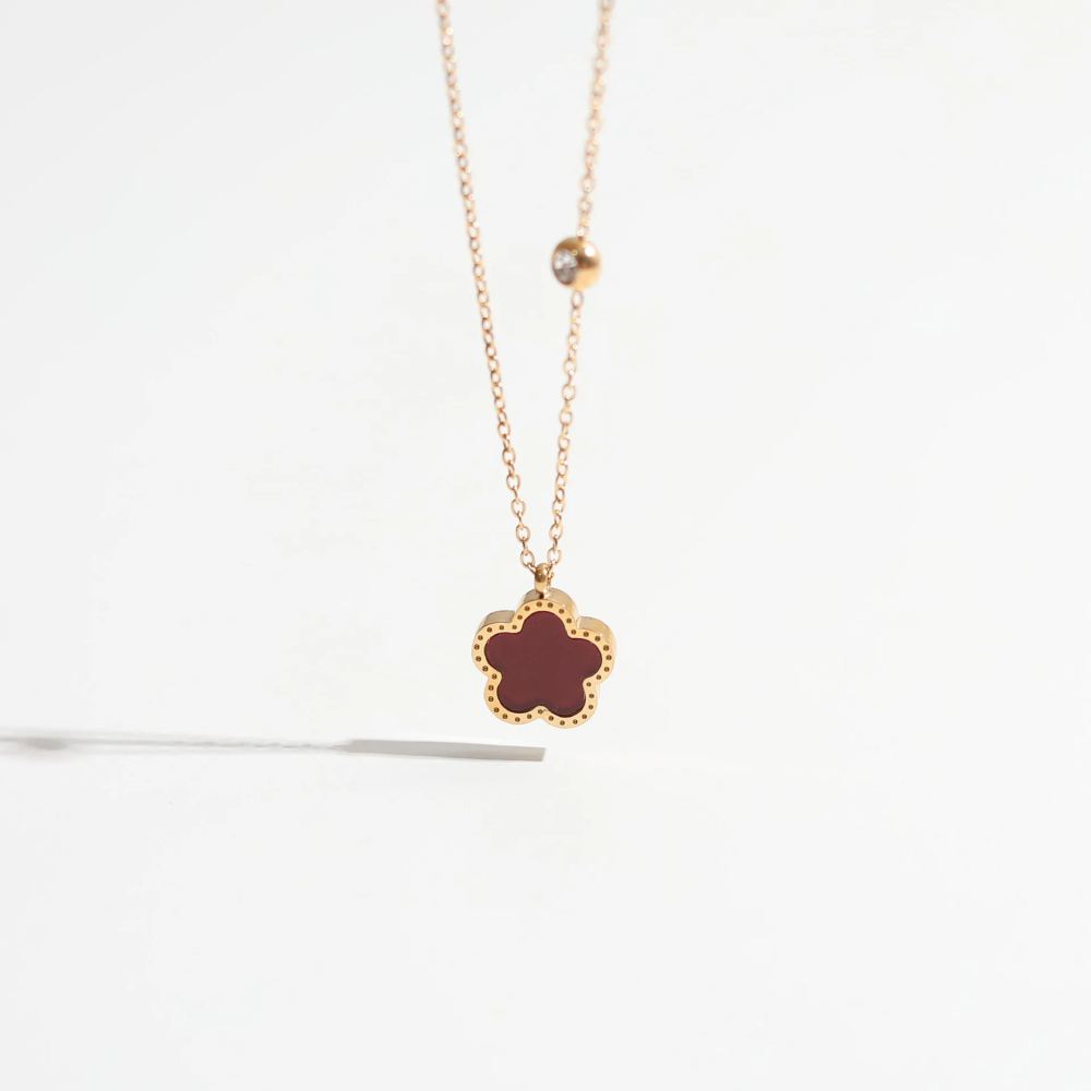 Five Leaf Clover - Clover Flower Necklace