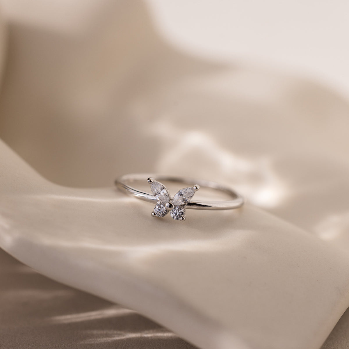Butterfly – Elegant Ring