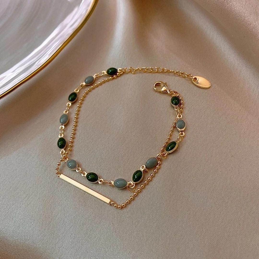 Manon – Green Stone Bracelet in Gold