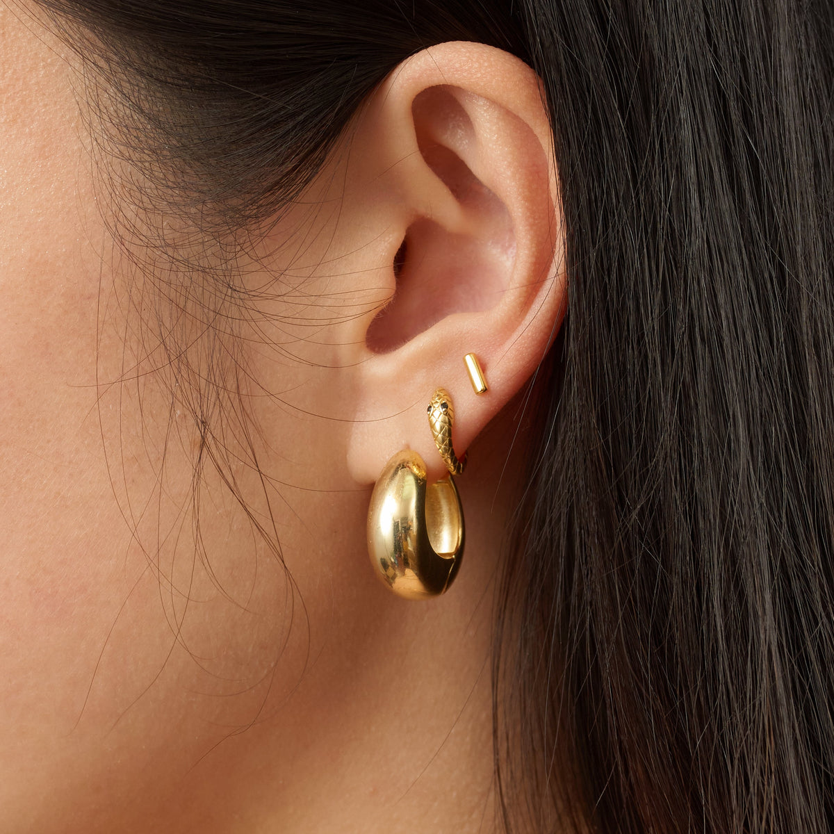 Iseul - Thick Huggie Hoops