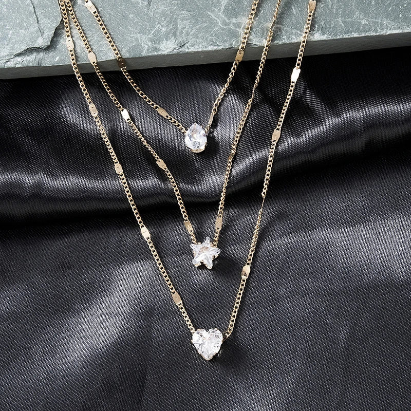 Sally – Chain with three pendants
