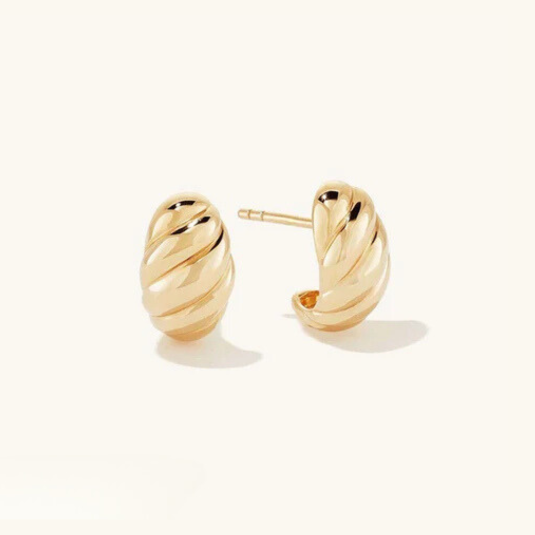 Ellie – Gold Croissant Earrings