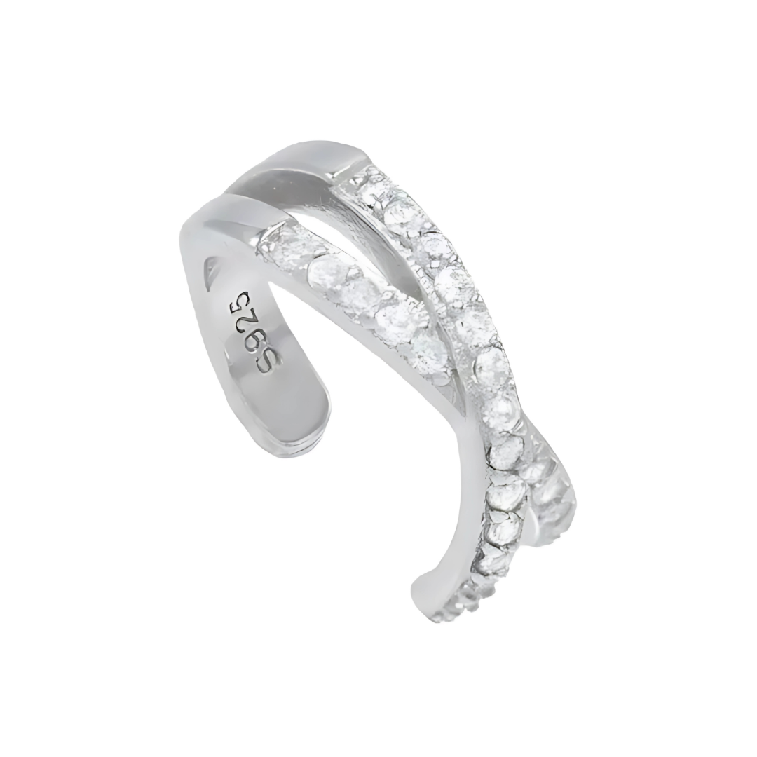 Noelle – Ear clip with double shiny layer