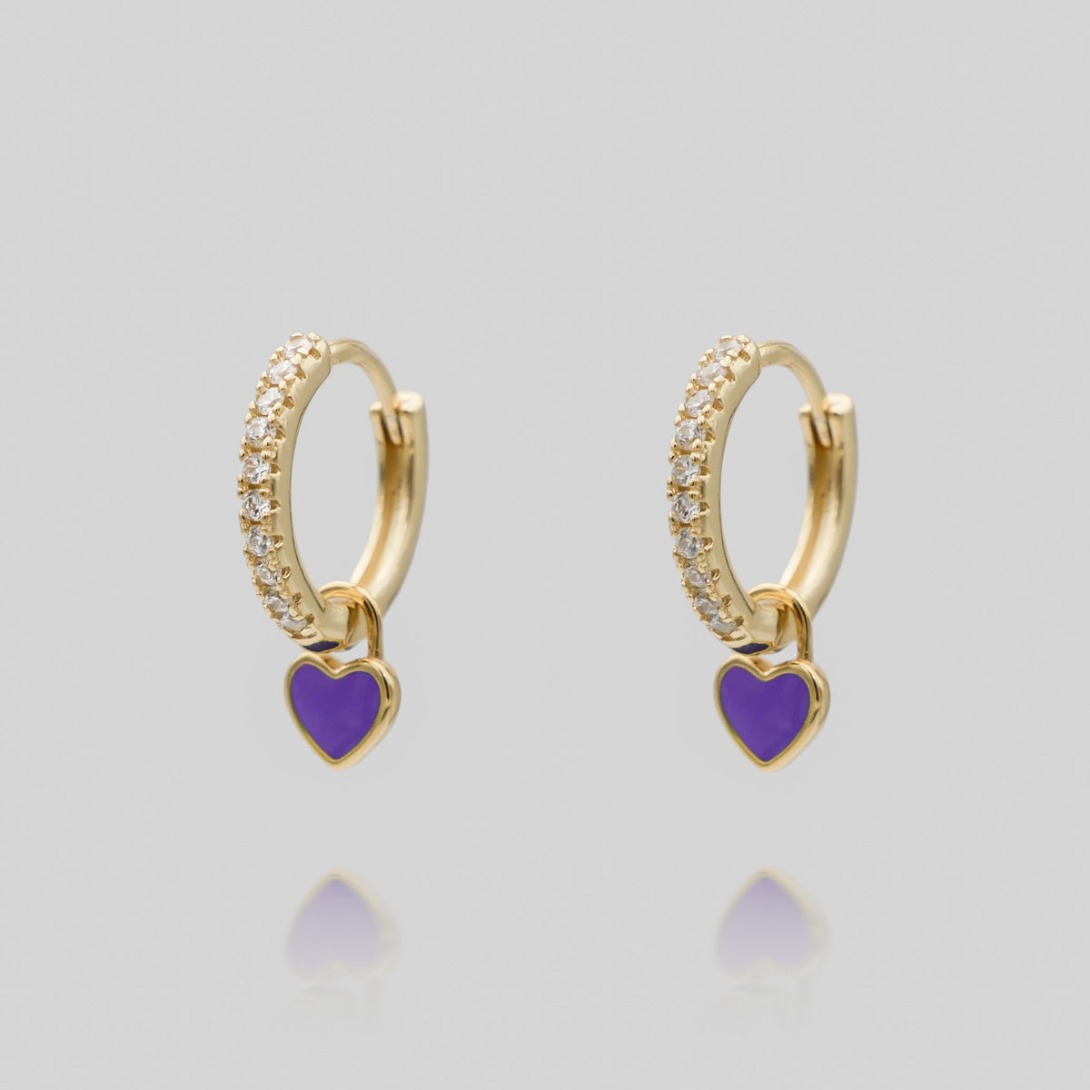 Gabby – Huggie earrings in heart shape