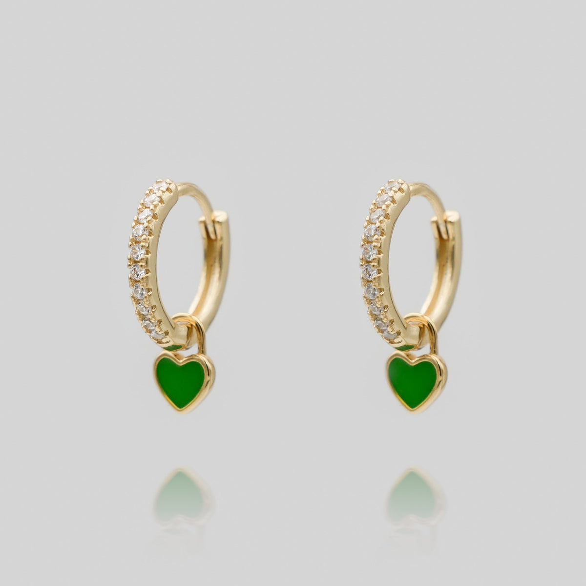 Gabby – Huggie earrings in heart shape