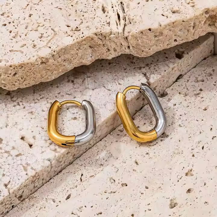 Thea – Minimalist Design Earrings