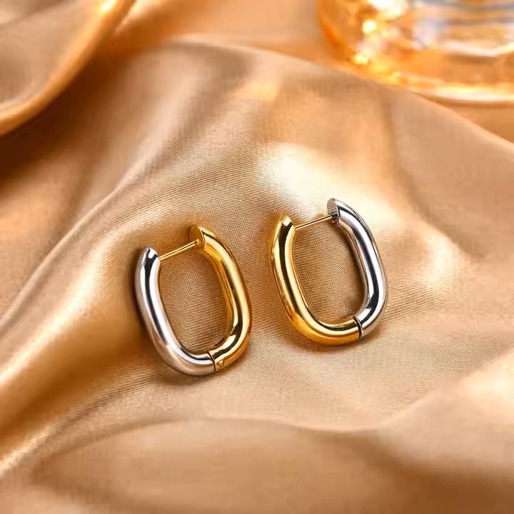 Thea – Minimalist Design Earrings