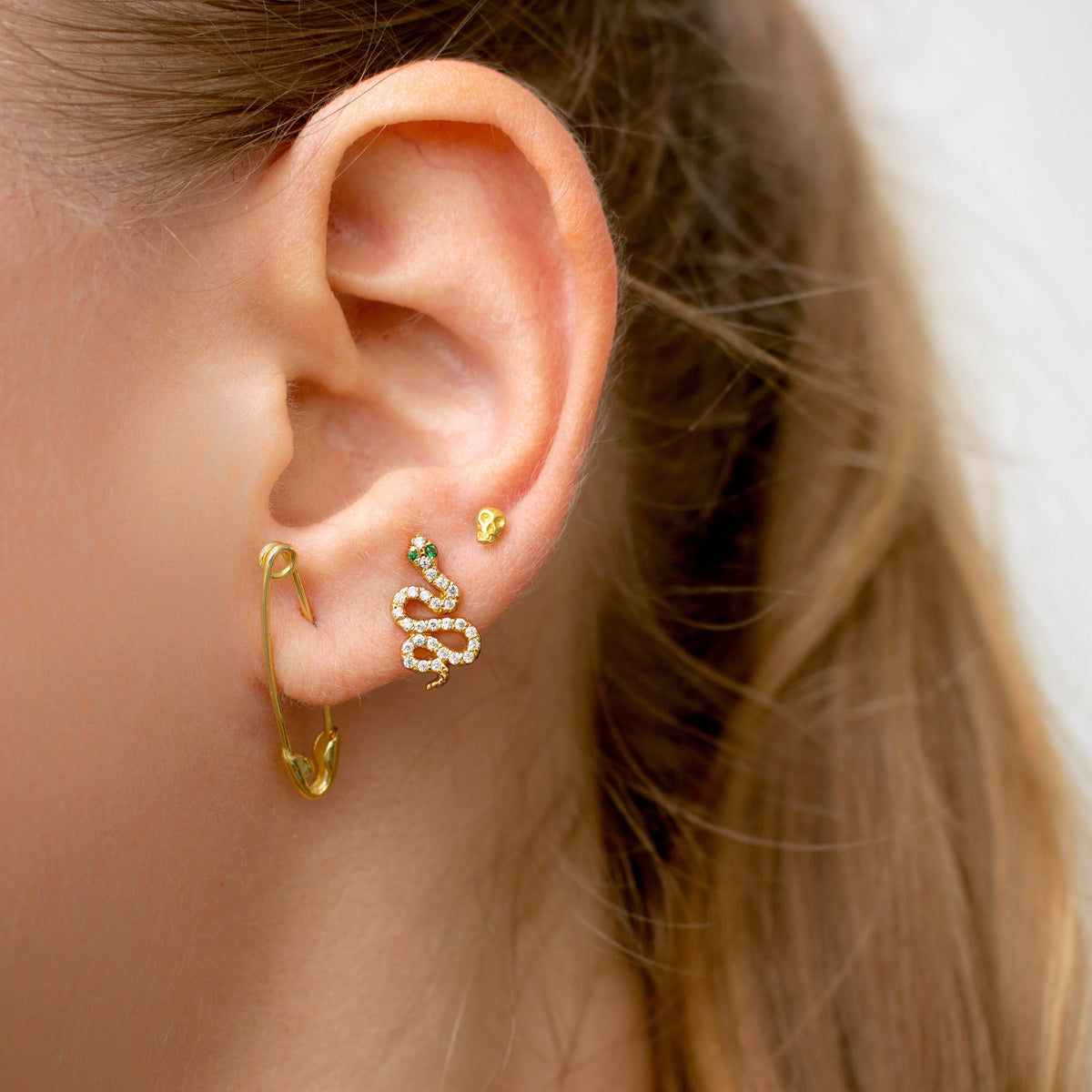 Reem - Small Skull Earrings
