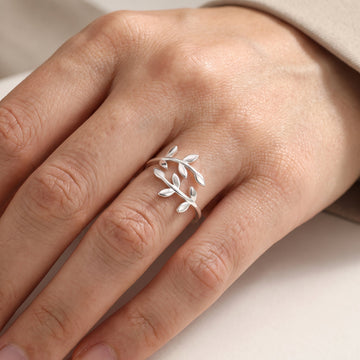 Jordin - Ring with Small Leaves