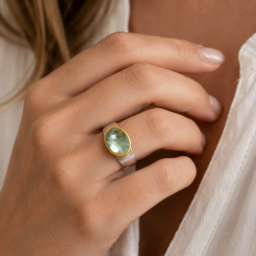 Selma – Vintage ring with round green stone
