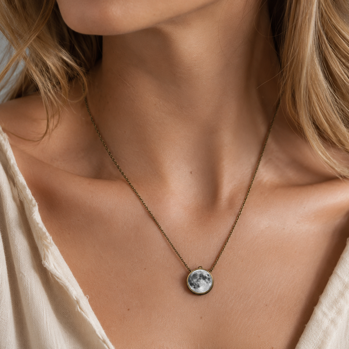 Soraya - Full Moon Sky Necklace