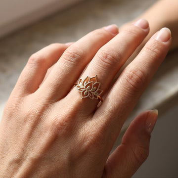 Lotus Flower - Delicate Ring